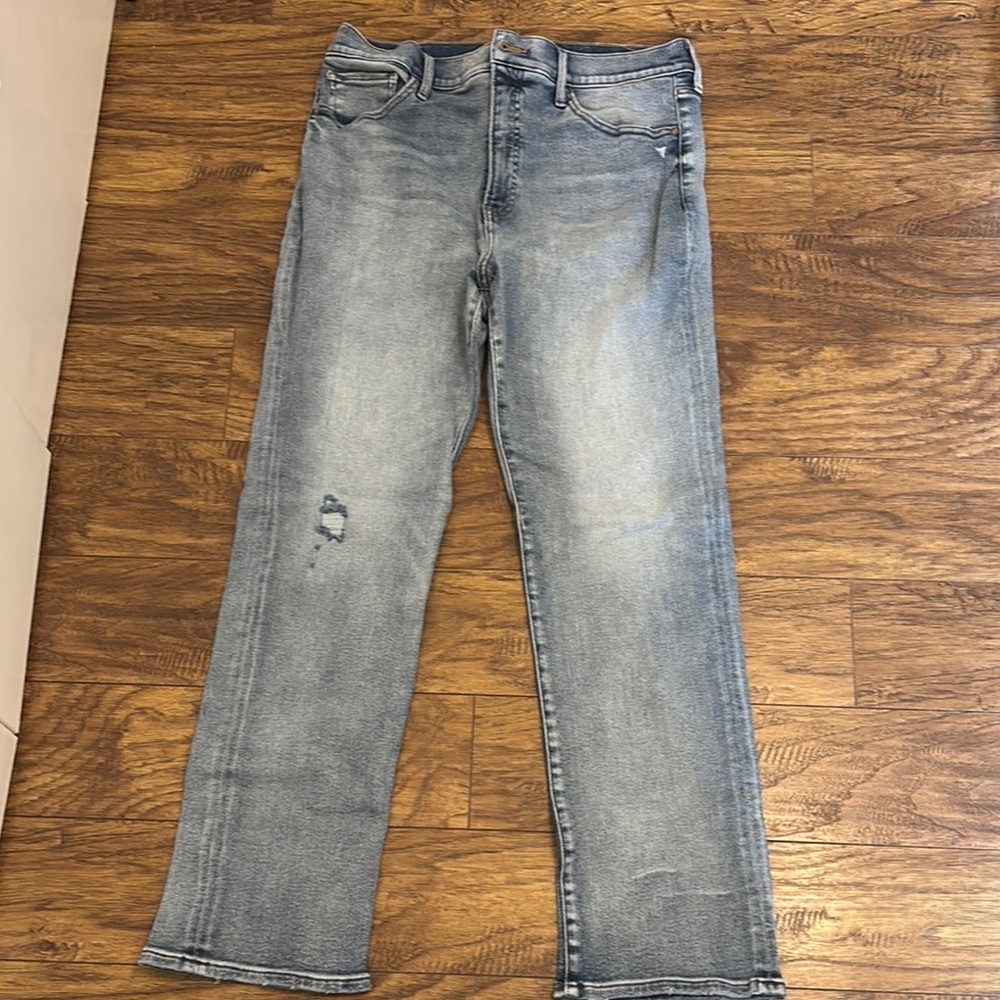 Express Women’ 90’s Slim Super High Rise Jeans, size 14R